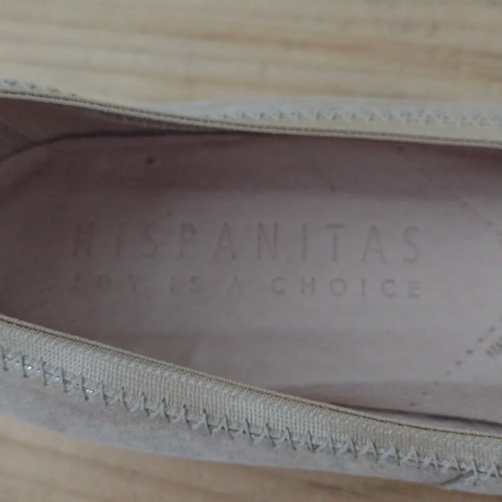 Hispanitas Joy is a Choice 2 Tone Metallic Block Heel Shoe Size 39 US Size 9
